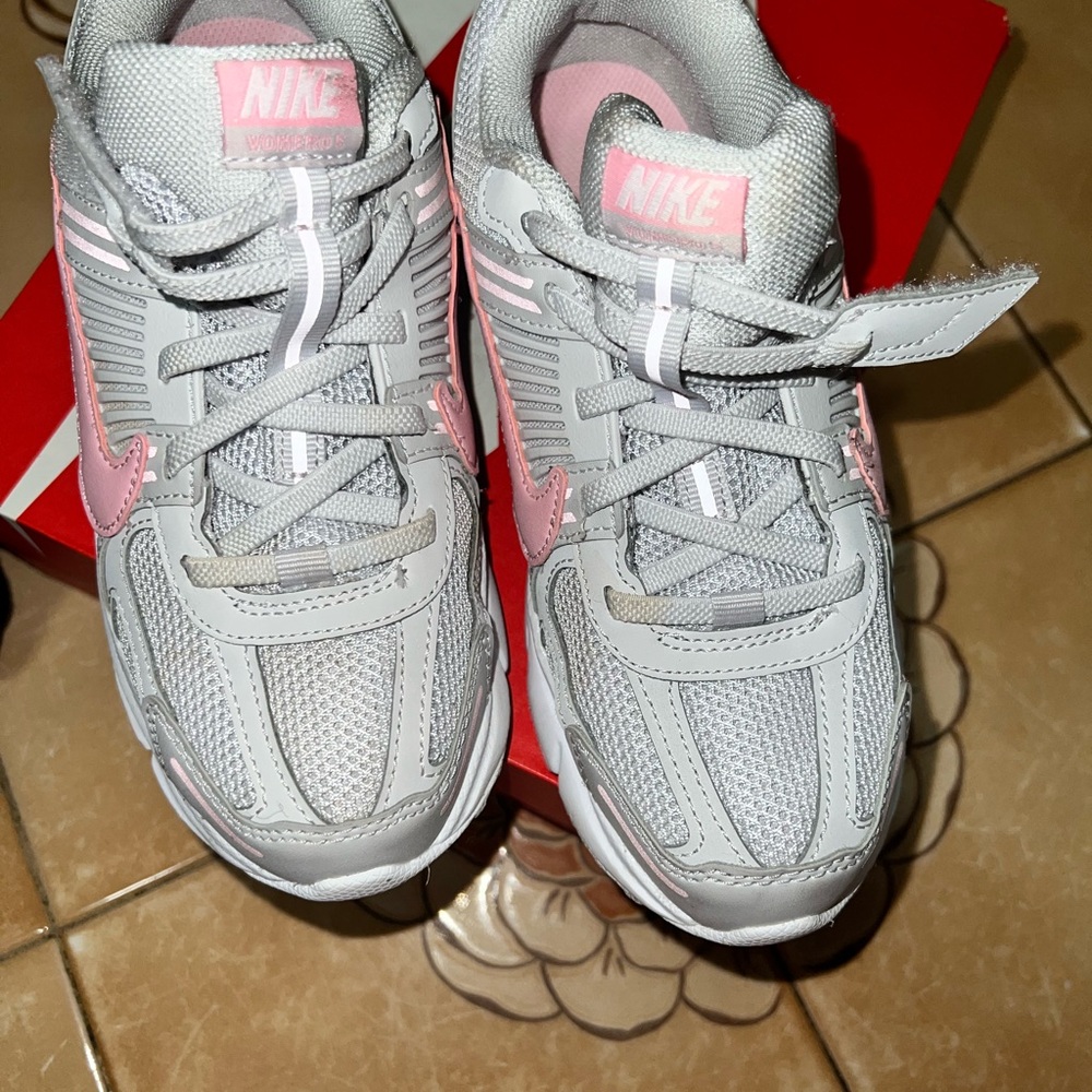 Nike Light Gray and Soft Pink Athletic Shoes
